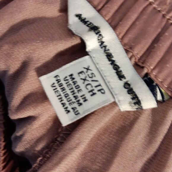 American Eagle Silky Joggers - Picture 5 of 6